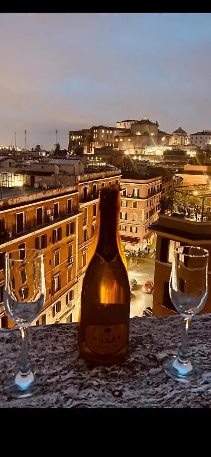 A 2 Passi Dai Musei Luxury Guest House Rome 2*,
