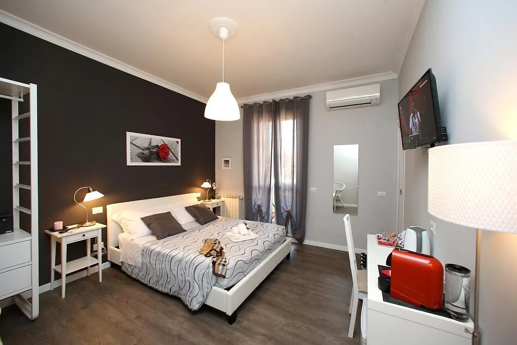 A 2 Passi Dai Musei Luxury Guest House Rome 2*,  Italy